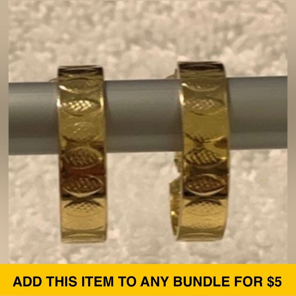 #J970 - Gold-tone Hoop Earrings w/Textured Motif (Clip-on Leverback—NOT PIERCED)